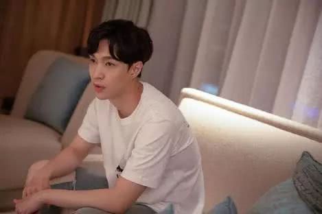 张艺兴真的没时间谈恋爱吗,张艺兴为什么不谈恋爱