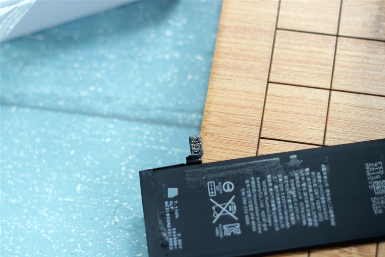 换电池iphone6s,更换iphone6s电池的视频