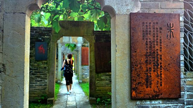 古寨、夕阳、界碑、待嫁的壮族姑娘，广西，原来这么美