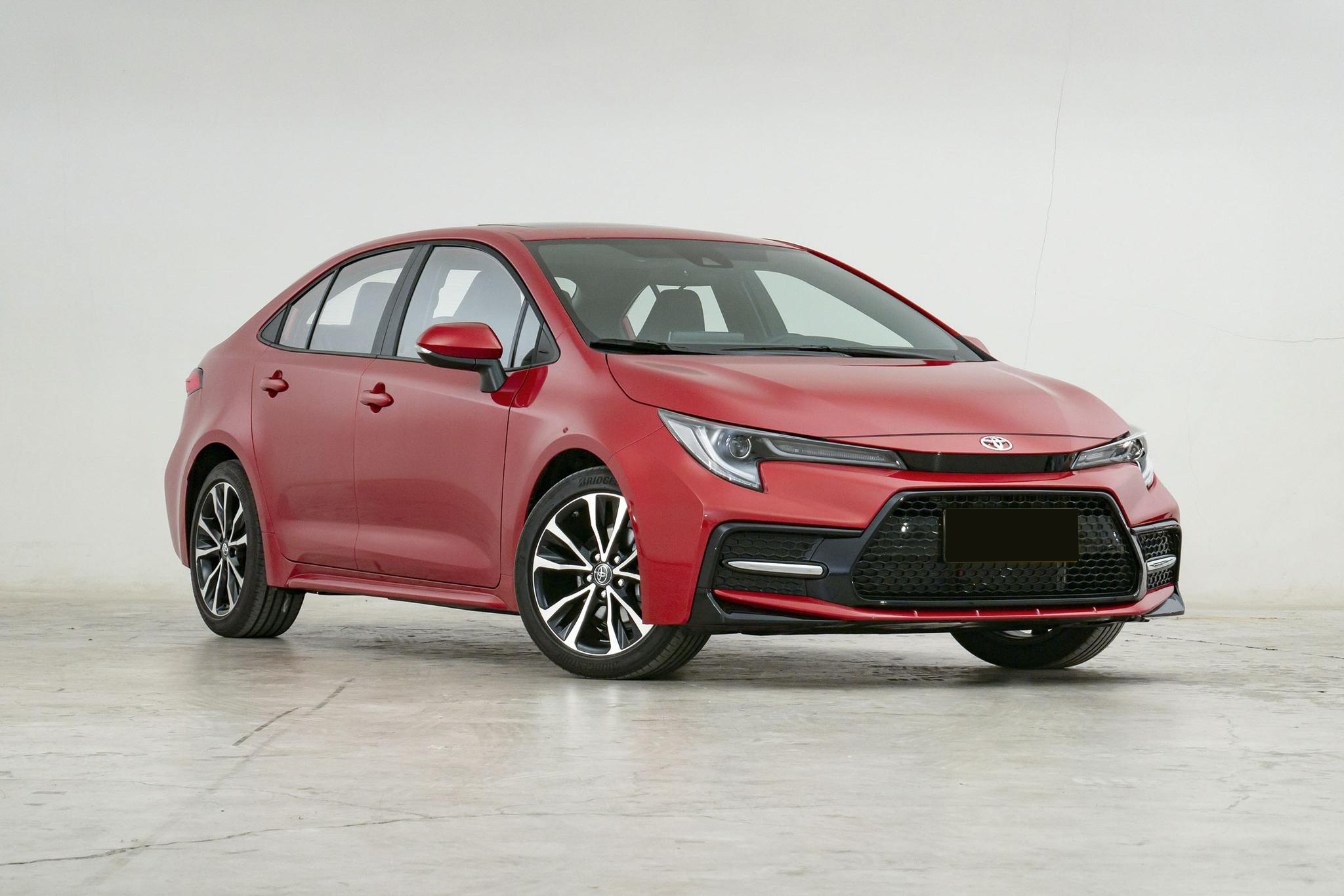 丰田雷凌双擎口碑怎么样,雷凌1.2和1.5哪个销量多