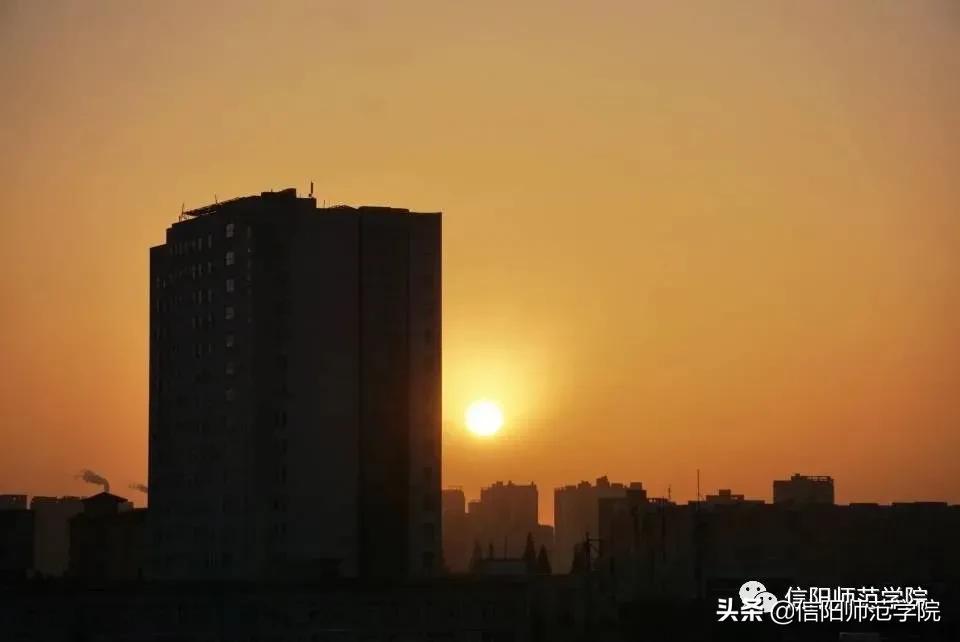 日落大道浪漫出逃歌词,在日落大道浪漫出逃下一句