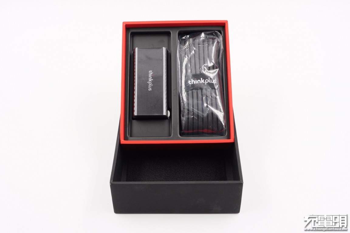 联想口红氮化镓充电器,联想氮化镓充电器对比测评