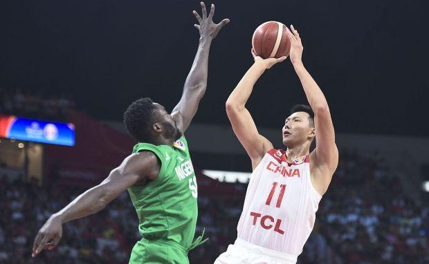 应该如何选择篮球场灯光方案,球场专用灯具施工方法