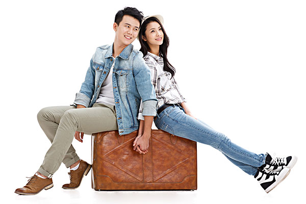 十岁订婚十三岁解除十八岁又恋爱廿二岁结婚廿七岁含泪离婚