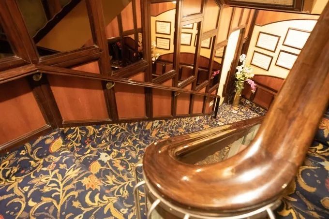 印度这座老城，房子都是粉色，去亚洲最豪华电影院只要几十元