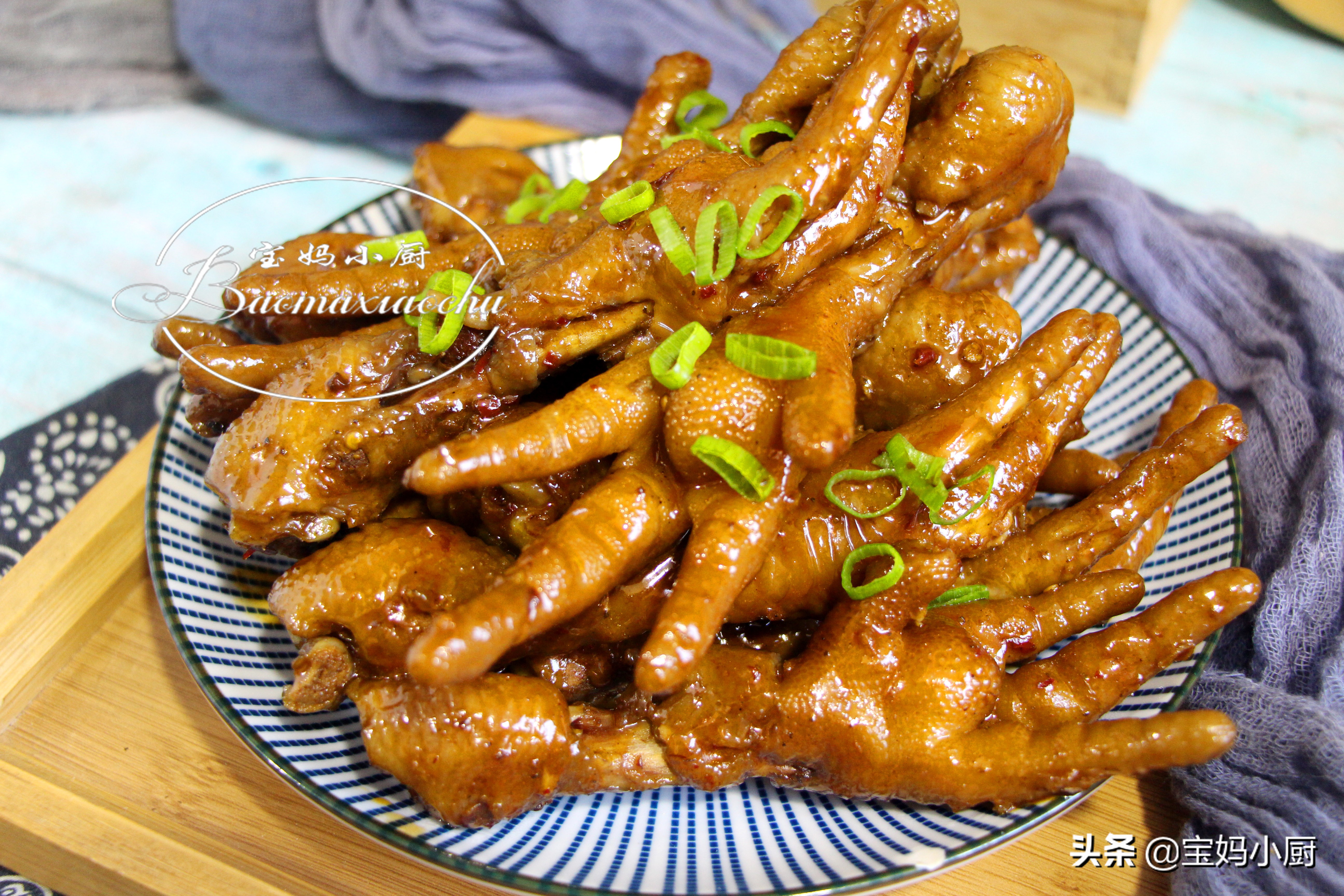 麻辣鸡爪怎么样做才能够香糯软烂,软烂麻辣鸡爪的正宗做法
