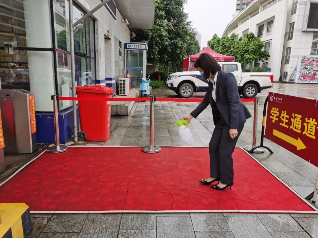 南宁市中小学流感防控直播,广西南宁开学防疫教育局通知