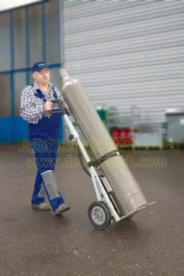 智能爬楼机促销价格,载人爬楼机批发价