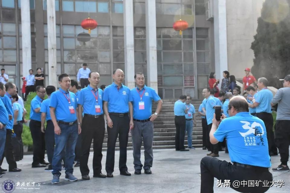 78级校友返校再聚首,72届老同学毕业五十周年再聚首