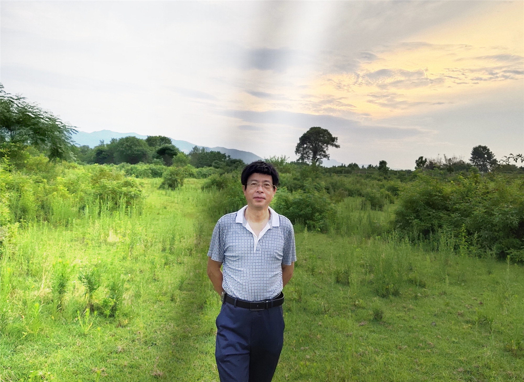 井冈山的歌者：著名作家袁鹰、江子等对胡刚毅文学作品的评论