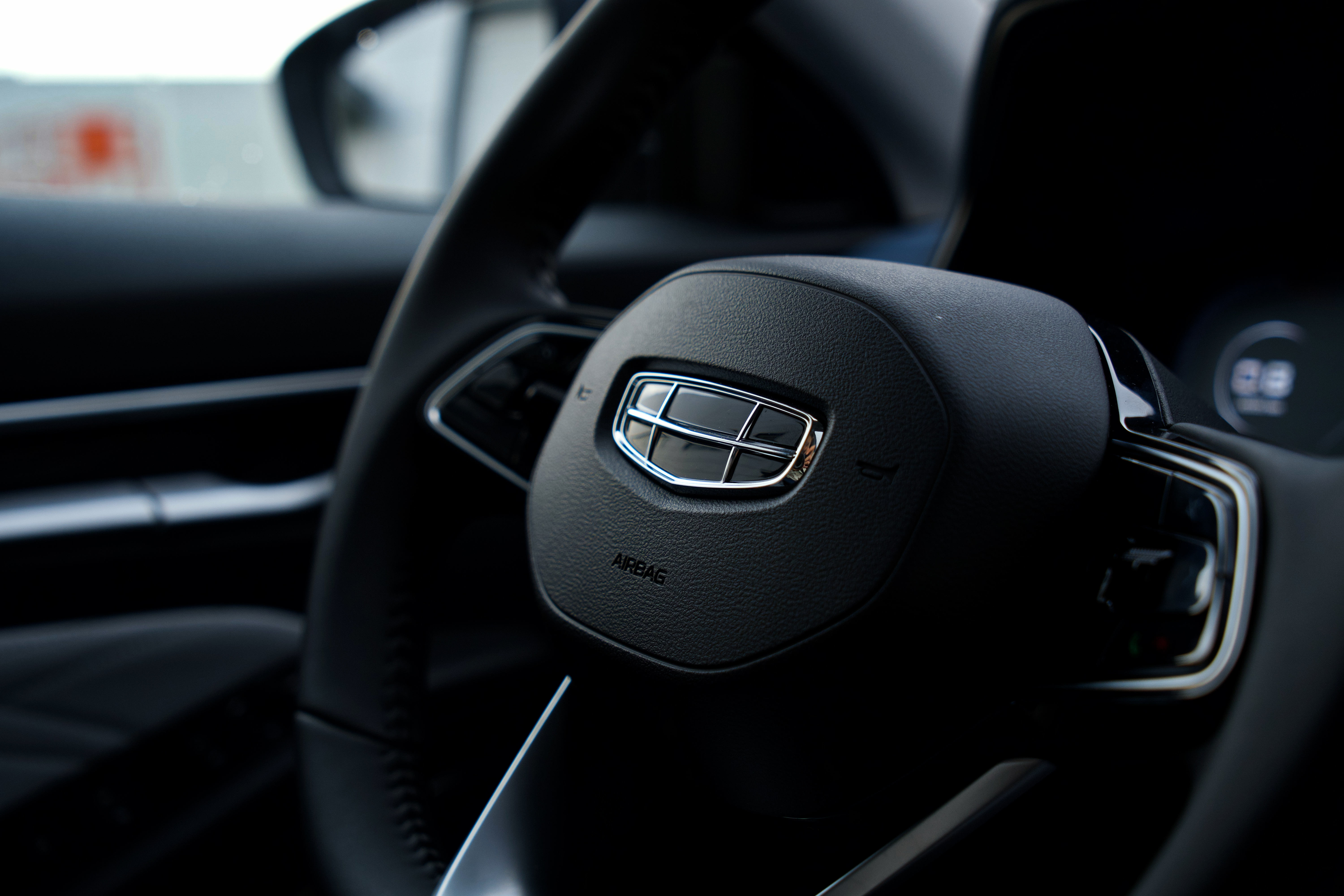 现象级车,体验新款吉利第四代帝豪