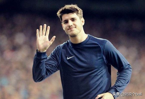 球星罗伊斯和c罗哪个帅,罗伊斯比肩梅西c罗