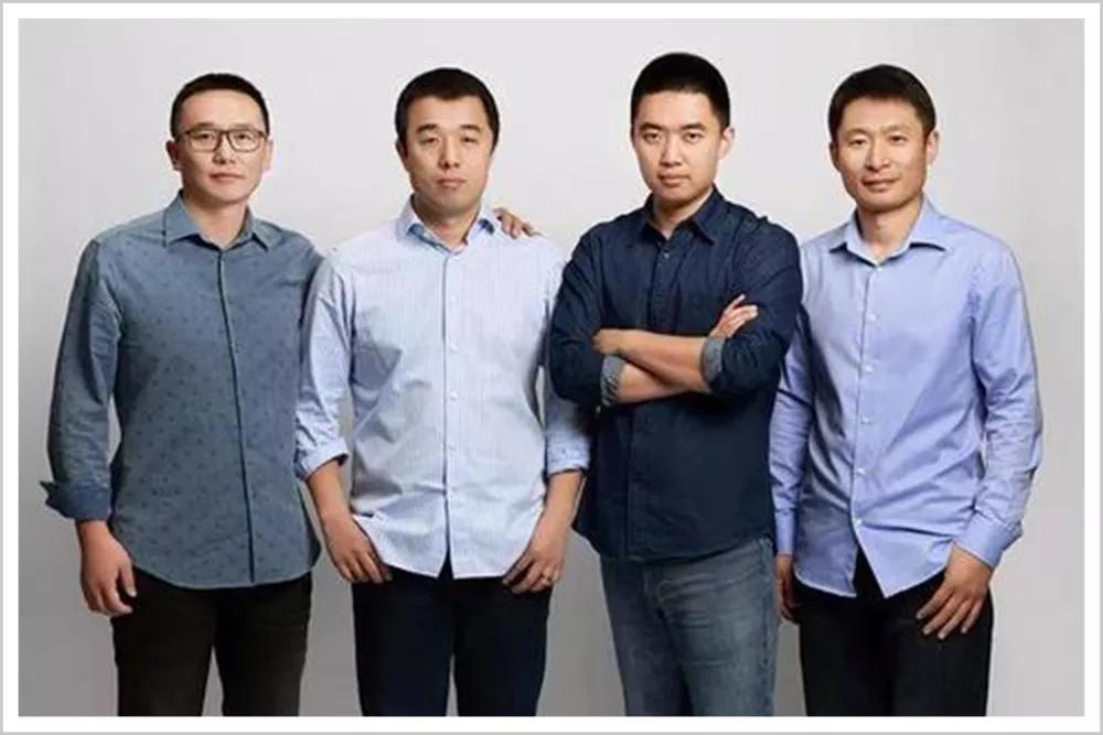 华为如何开车门,华为高速驾驶晃来晃去