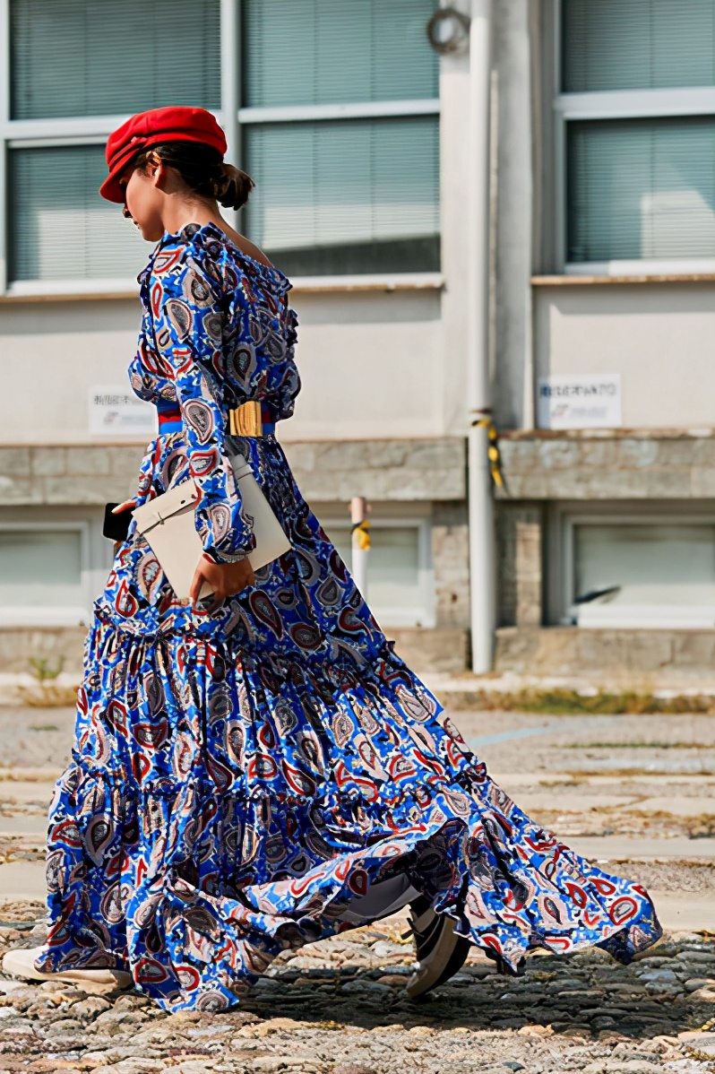 每个女人都应该知道的40种裙子