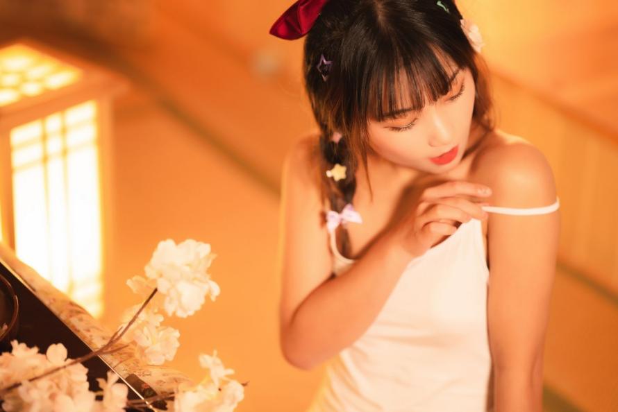 腾龙35-150mmf22.8,佳能351.4和501.2哪个好