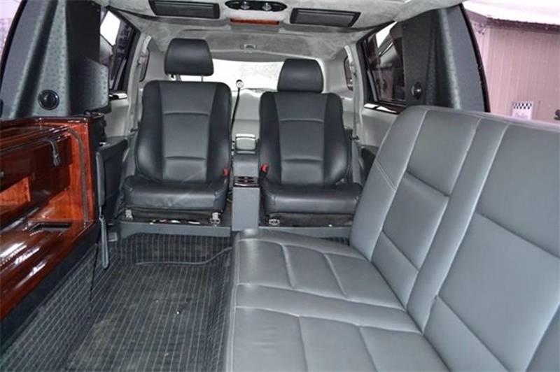 没见过的中古驰鹏加长版，售价不足3.5万美元，买回来能跑婚庆吗