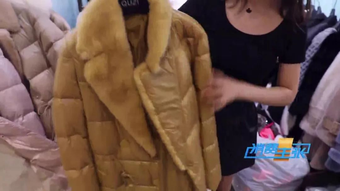 皮衣怎么穿都能穿出高级感,如何挑选适合冬季的皮衣款式