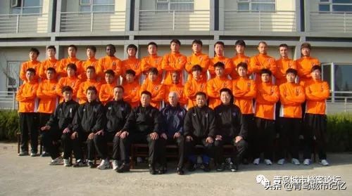 青岛海牛球迷海纳百川,青岛足球海牛球迷