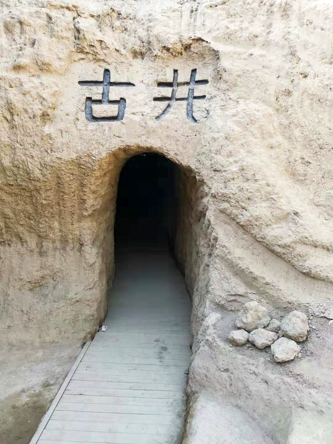 60岁以上游新疆免门票吗,退休老头独自去新疆旅游攻略