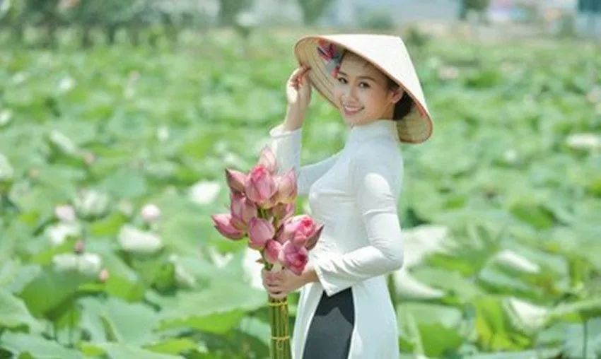 小淮娘爆汁锅贴,小淮娘鸭血粉丝