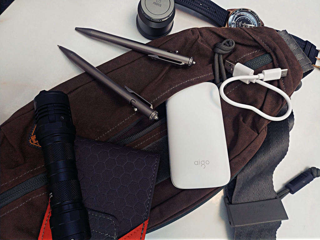 aigo爱国者充电宝,aigo爱国者20000充电宝