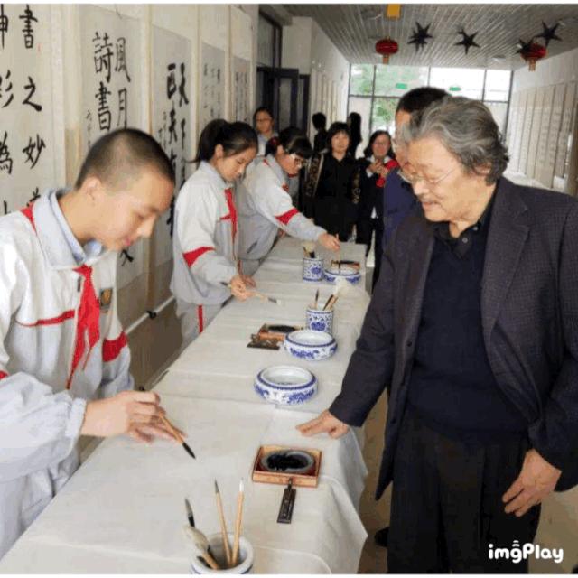 西安市高新第二学校排名,西安市高新第一学校初中校服