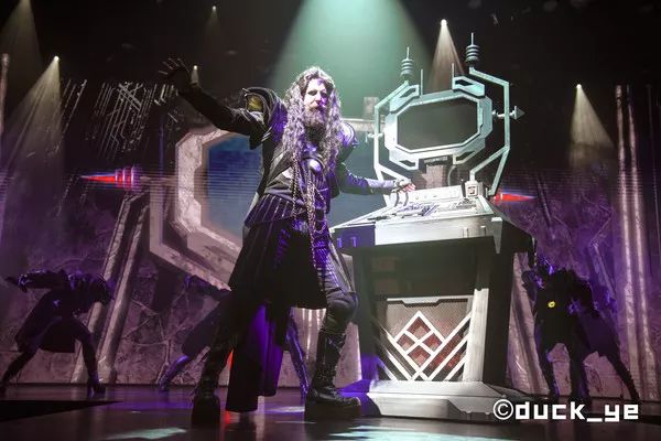 乘坐皇家加勒比邮轮太阳光光谱号,黄晓明皇家加勒比海洋光谱号