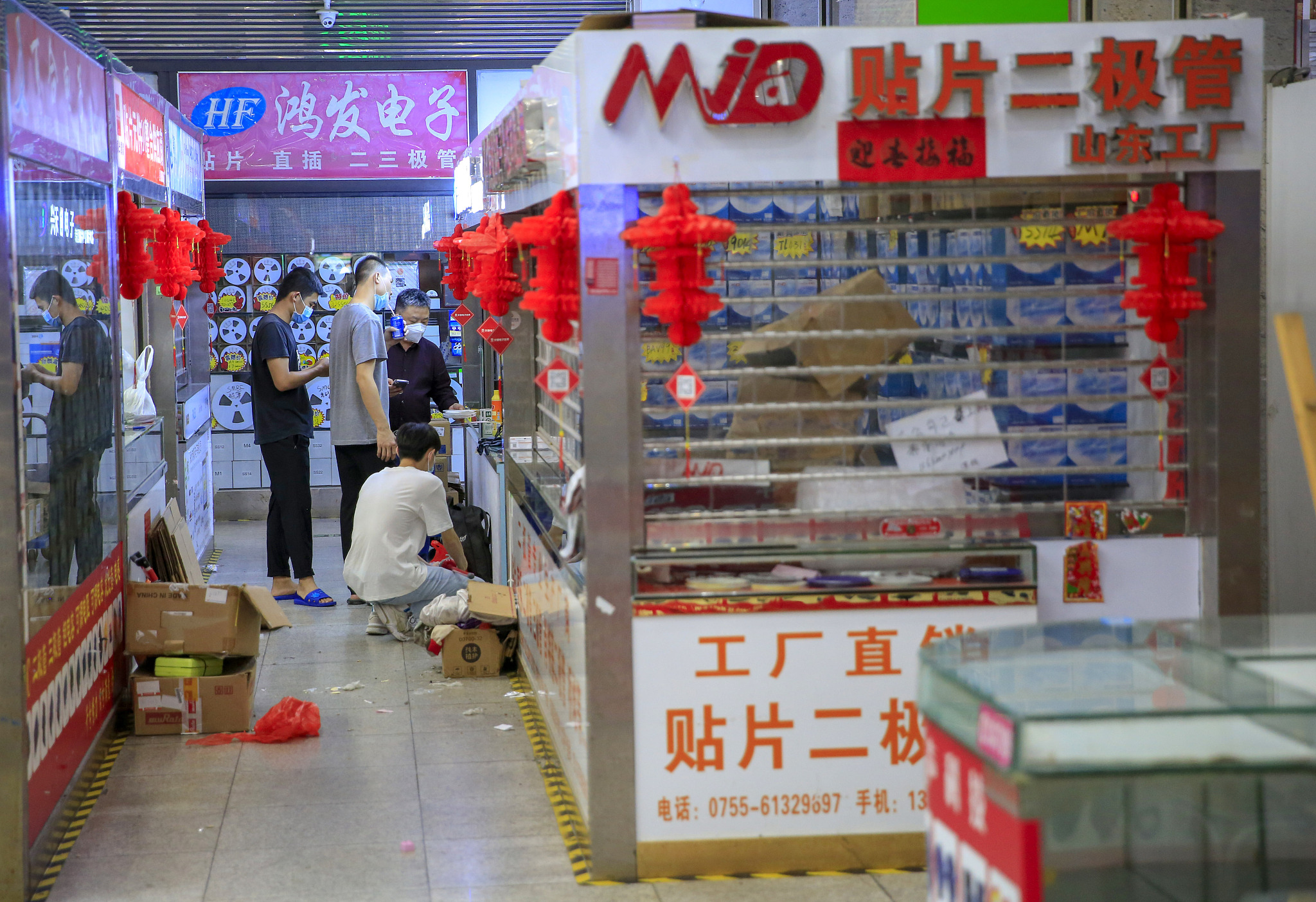 回忆深圳赛格大厦晃动瞬间,亲历者回忆深圳赛格大厦