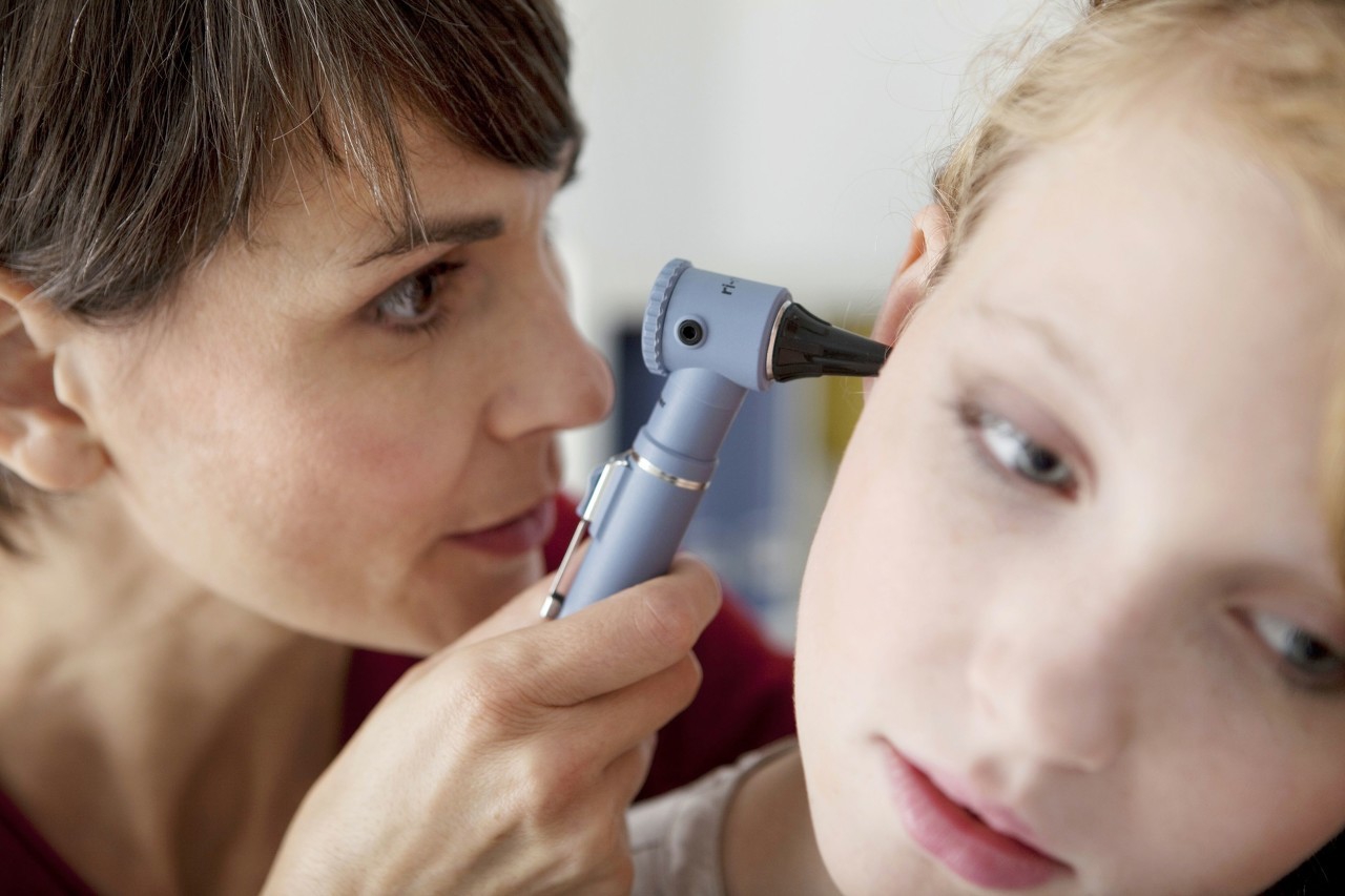 耳朵流水了怎么办快速解决,耳朵有流水的感觉