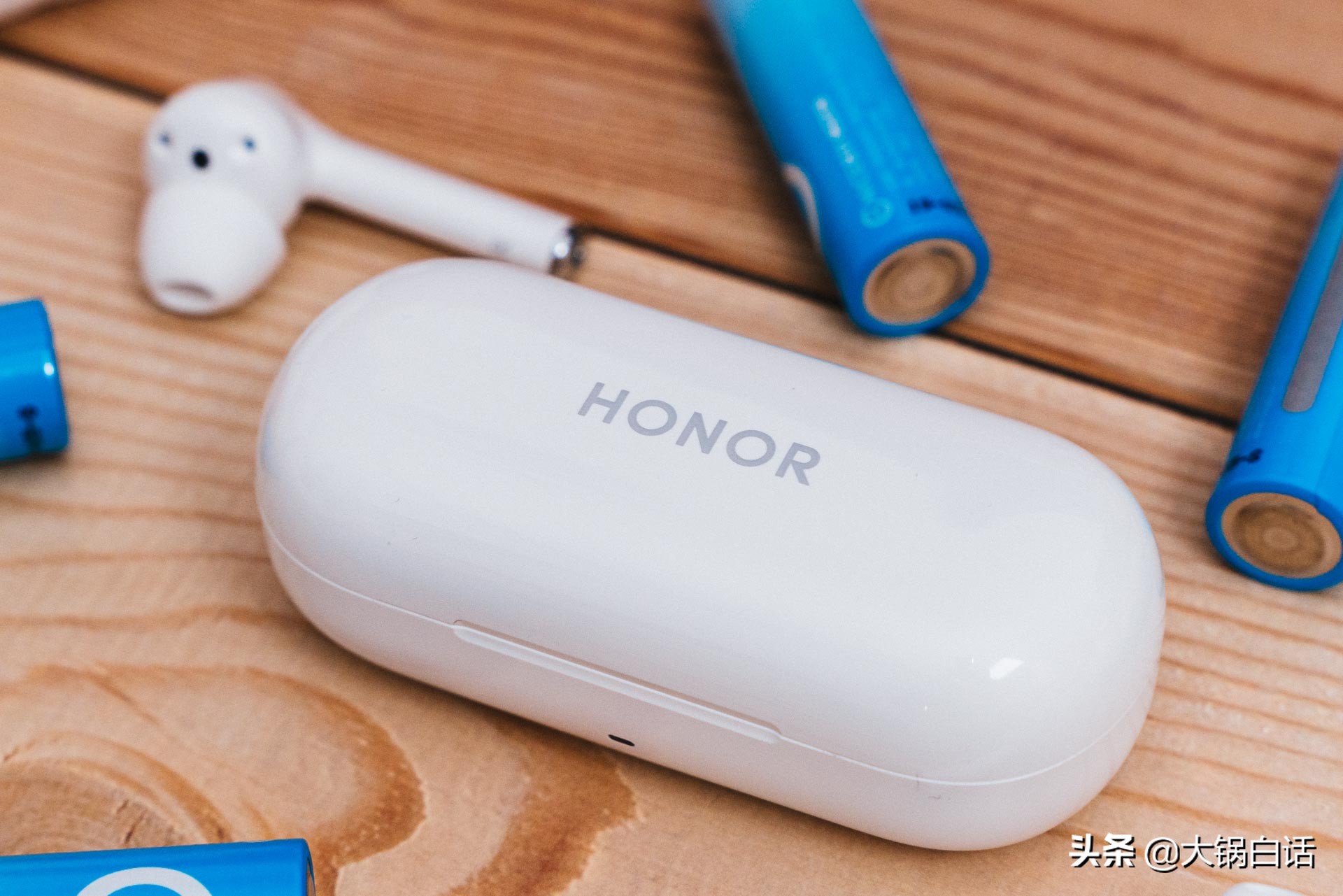 荣耀耳机earbuds2se怎么开启降噪,荣耀降噪蓝牙耳机推荐主动降噪