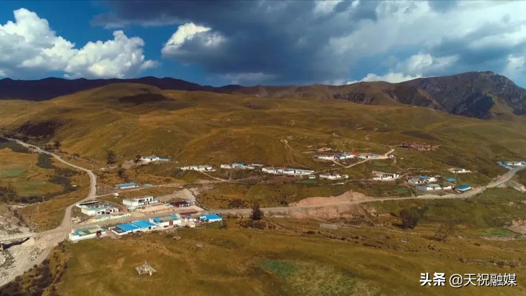 毛藏乡：“惠民服务大厅”流动的一天