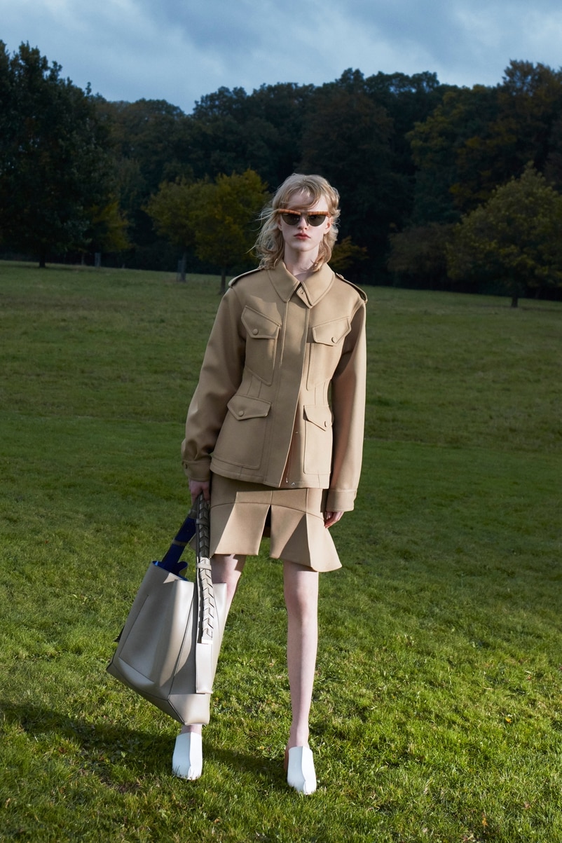 用仙人掌、玉米秆也能做皮衣?伊琳娜无皮不欢,明星热捧纯素皮