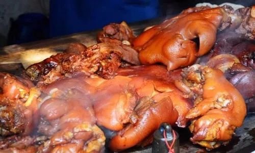 卤菜放红曲米会使卤水发酸吗,卤水发黑发酸是什么原因