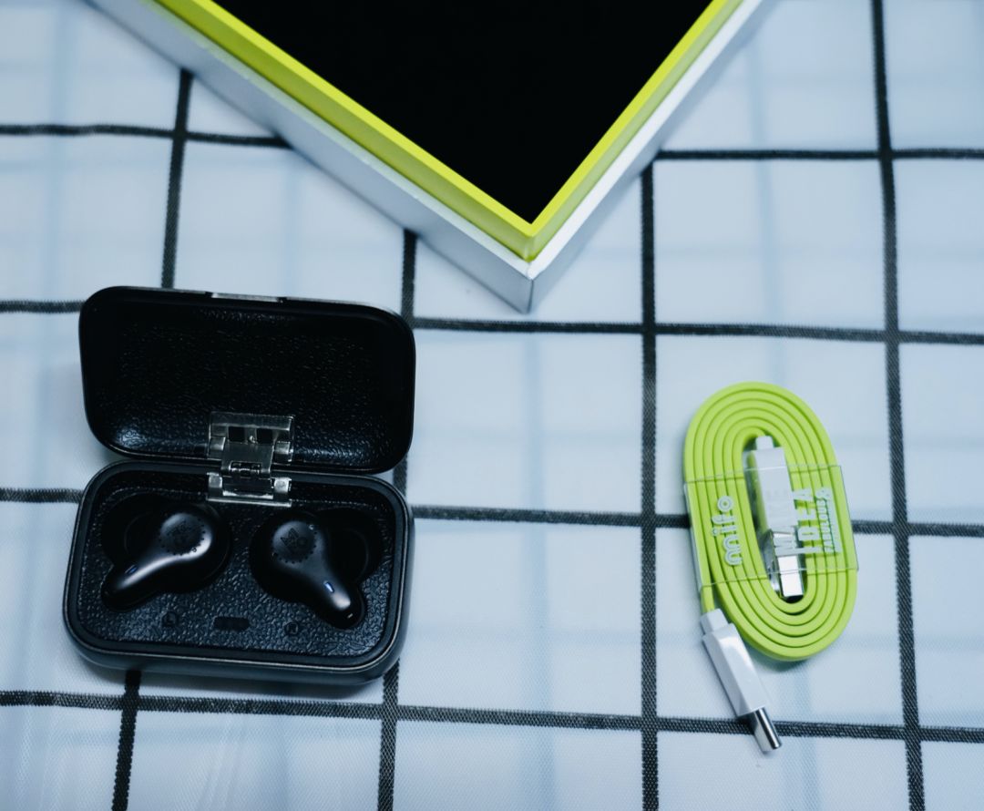 mifo魔浪蓝牙耳机,mifo魔浪o7运动耳机