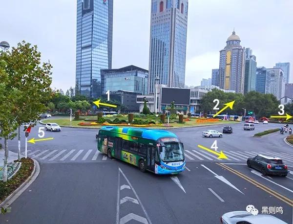 南京相隔百年的照片,南京城景对比图