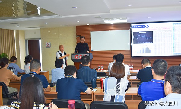 川开集团简晓琴与简兴福,川开集团简兴福身价多少