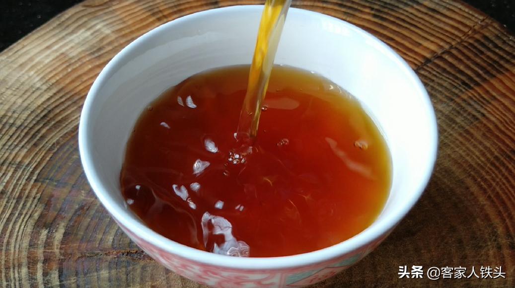 懒人高压锅猪脚焖黄豆做法,懒人版的猪脚焖花生