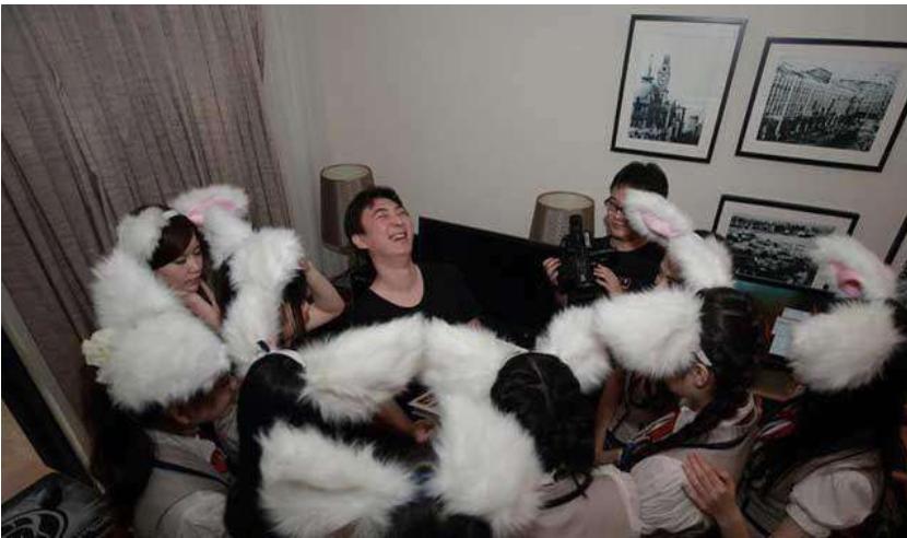 王思聪精通八国语言吗,最大网红王思聪