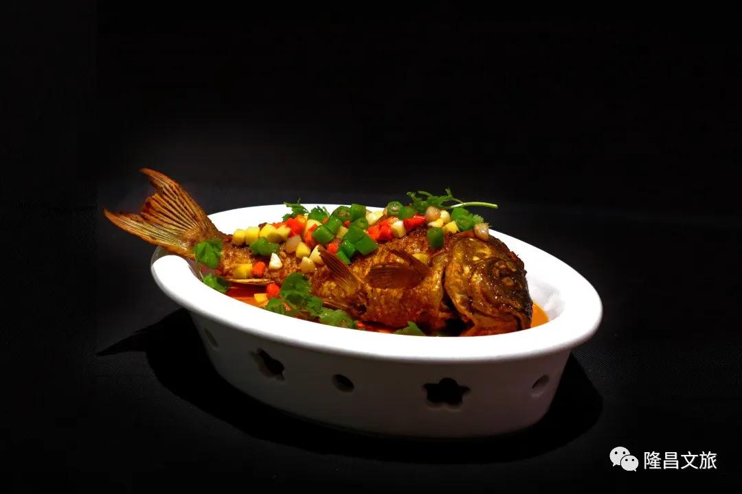 隆昌春光旅游攻略,春光正好多去户外活动