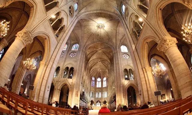 塞纳河畔左岸的咖啡是哪家店,塞纳河畔左岸咖啡完整版