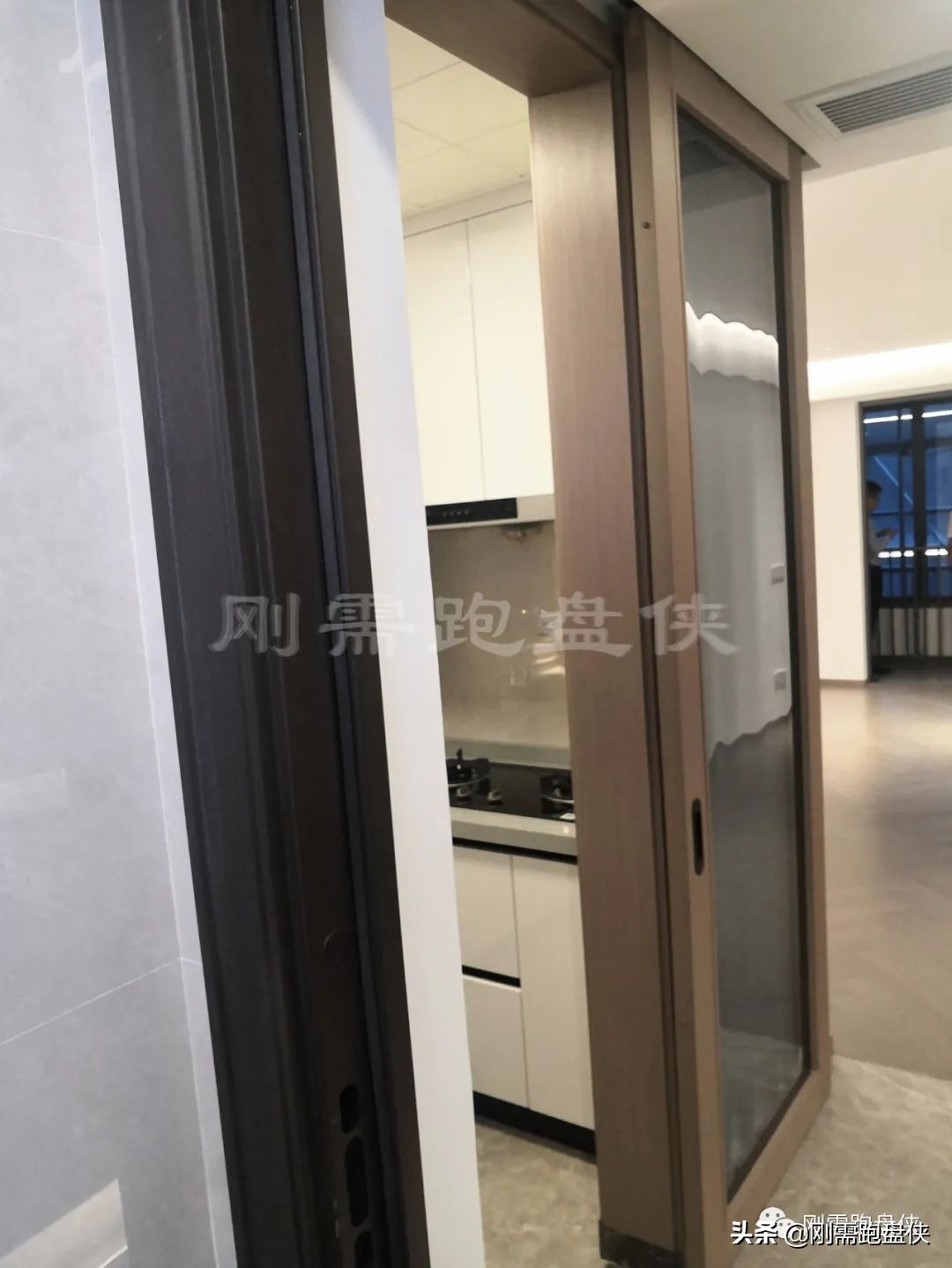 临平中天汀洲印月户型分析,地段不好装修也是浪费钱