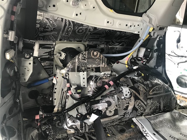 车内呕吐异味去除方法,车内去异味放什么最好