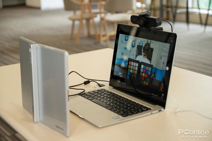 电脑自带摄像头太偏,电脑自带的摄像头效果怎么样