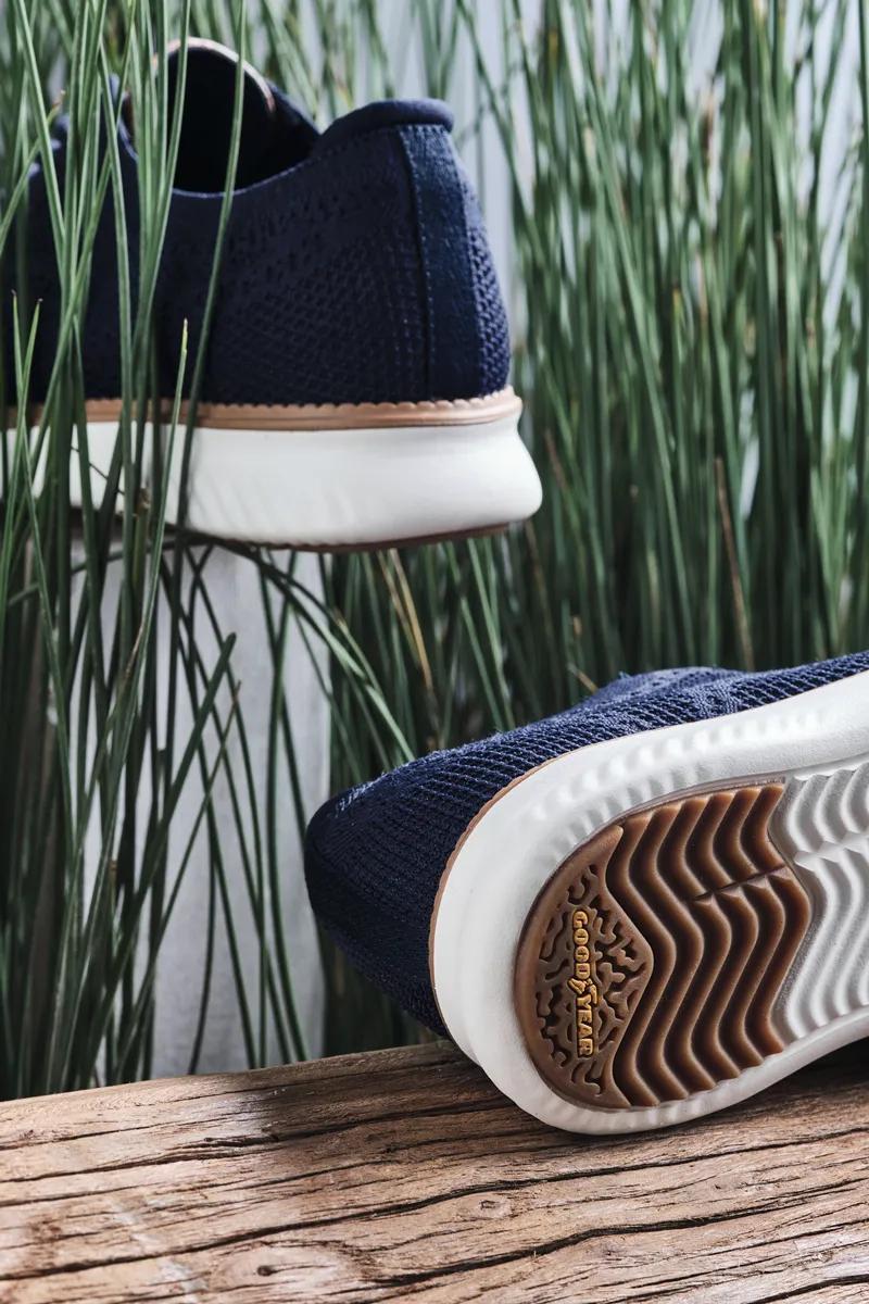 四店同步开放啦！即刻免费体验“量脚制鞋”黑科技