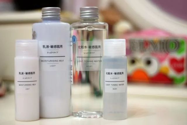 适合夏天干皮使用的水乳,油皮敏感皮肤干水乳推荐