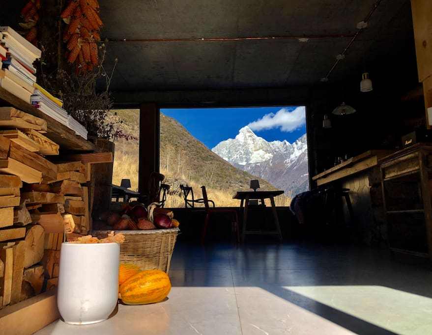 四姑娘山看雪山民宿,在四姑娘山玩住哪里