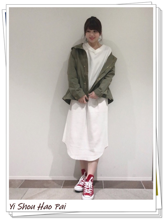 红色匡威鞋怎么搭配好看,红色匡威穿搭经典款