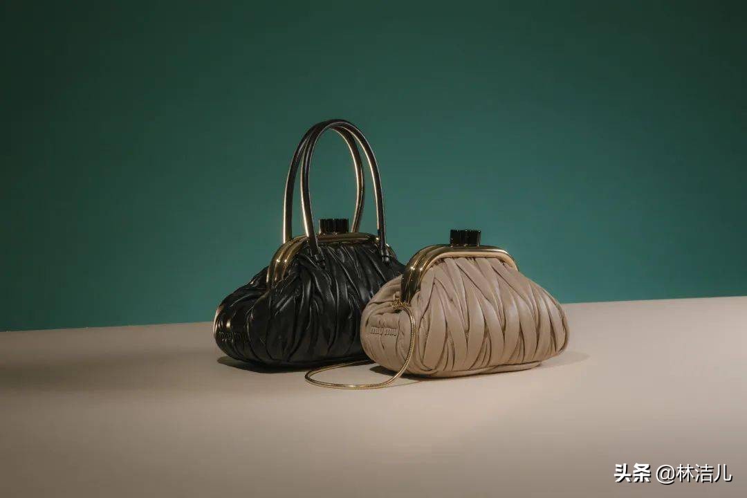 欧阳娜娜倪妮lisa,谁不喜欢香奈儿包包