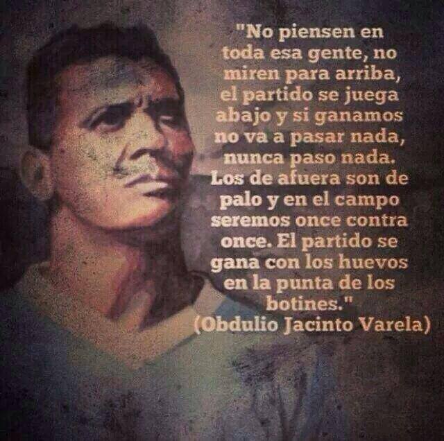 这位黑人队长，1950年带领乌拉圭击败巴西勇夺世界杯冠军