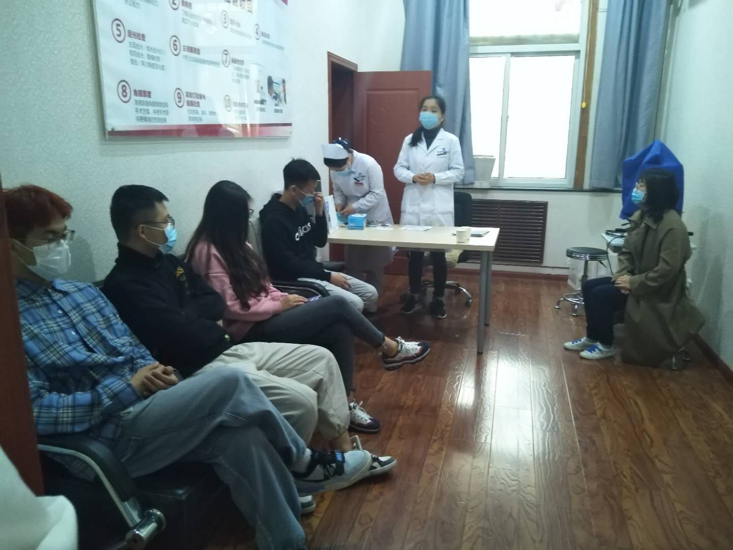 参军入伍、毕业就职，你的眼睛视力达标了吗？5月23（周六）特邀专家手术需要摘镜的伙伴提前预约啦！